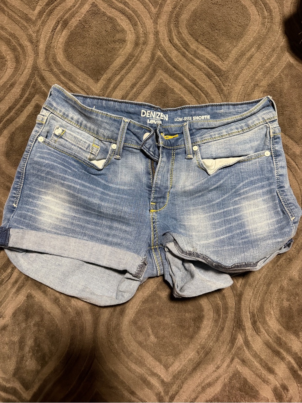 Denizen from Levi's Medium Blue Low-Rise Cuffed Denim Shorts